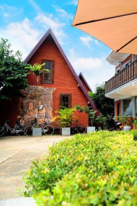 D Family Resort Anuradhapura Exteriör bild