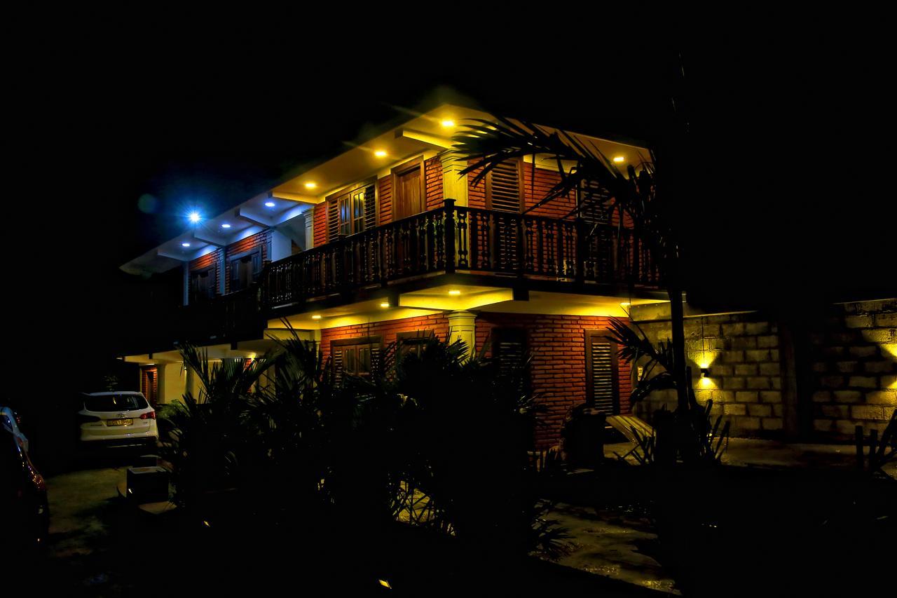 D Family Resort Anuradhapura Exteriör bild