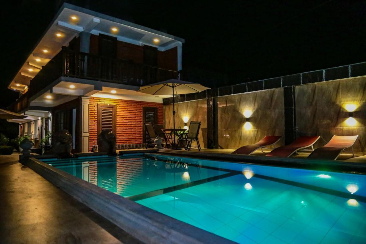 D Family Resort Anuradhapura Exteriör bild